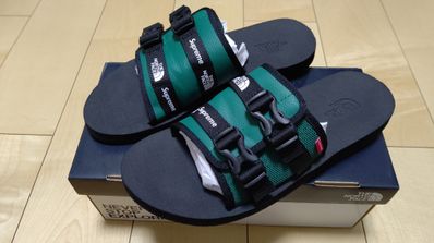 The North Face × Supreme Trekking Sandal "Green/Black"