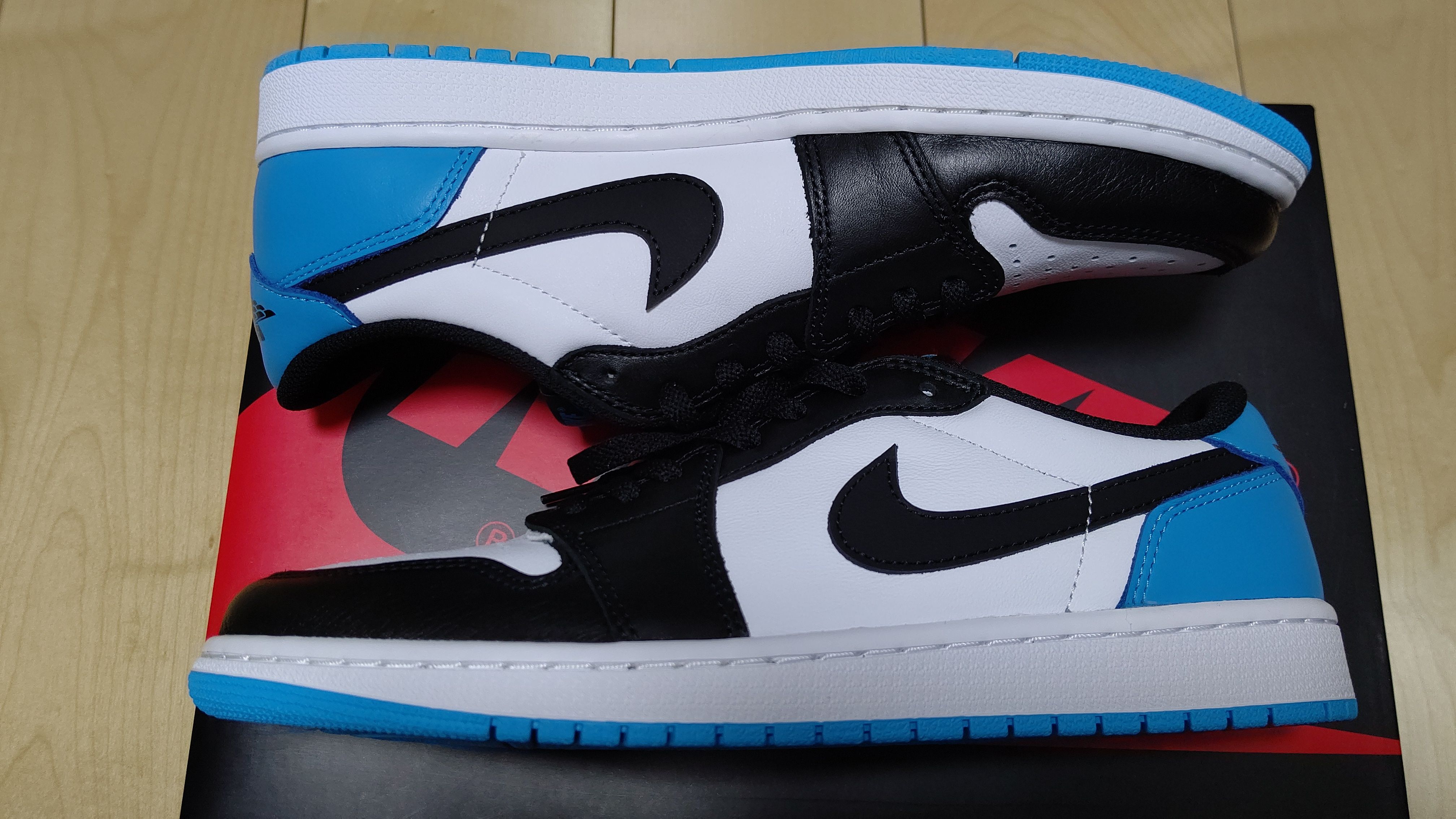 Nike Air Jordan 1 Low OG "Black and Dark Powder Blue/UNC"