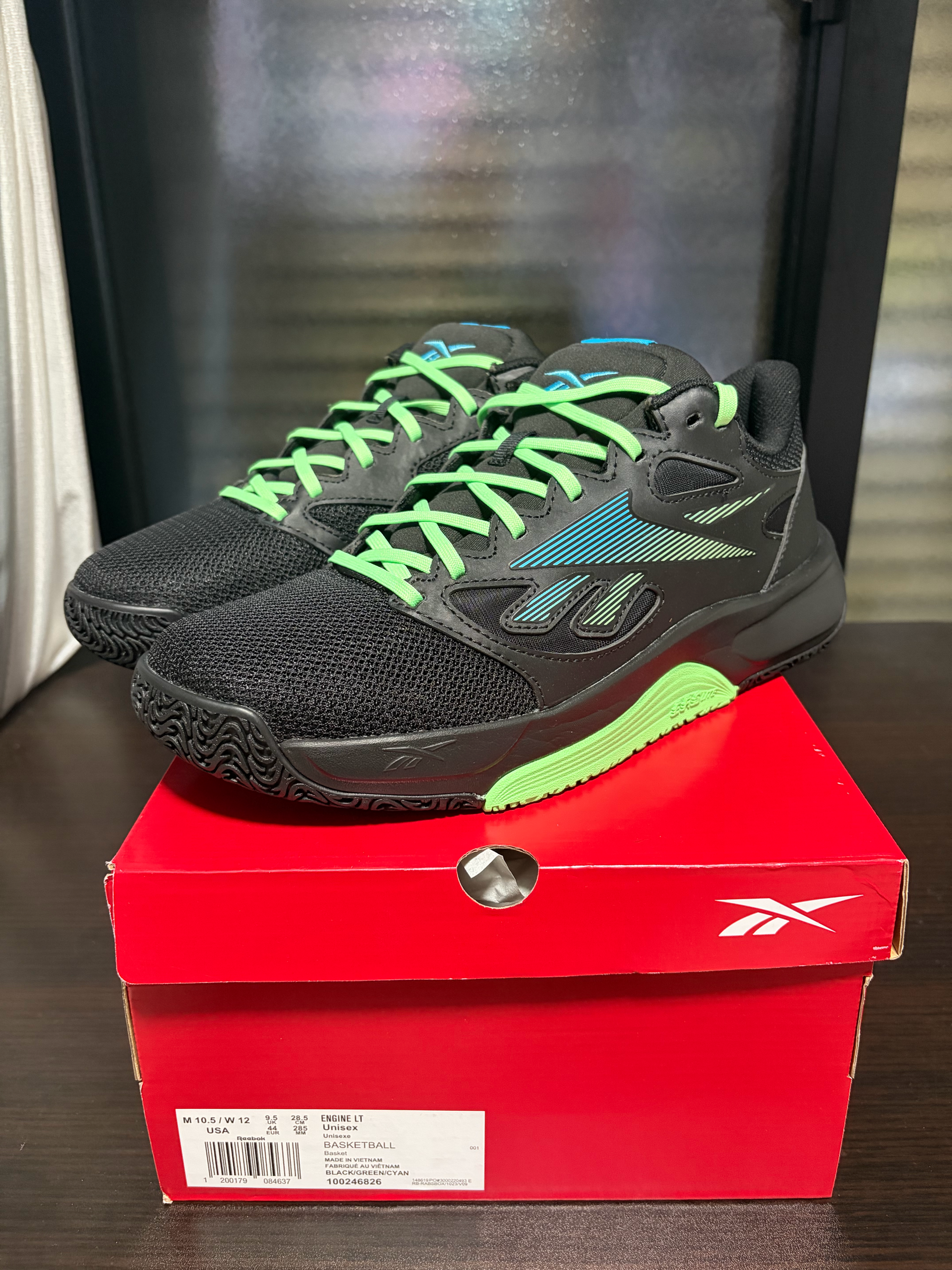 Reebok Engine LT "Black/Green Glow"