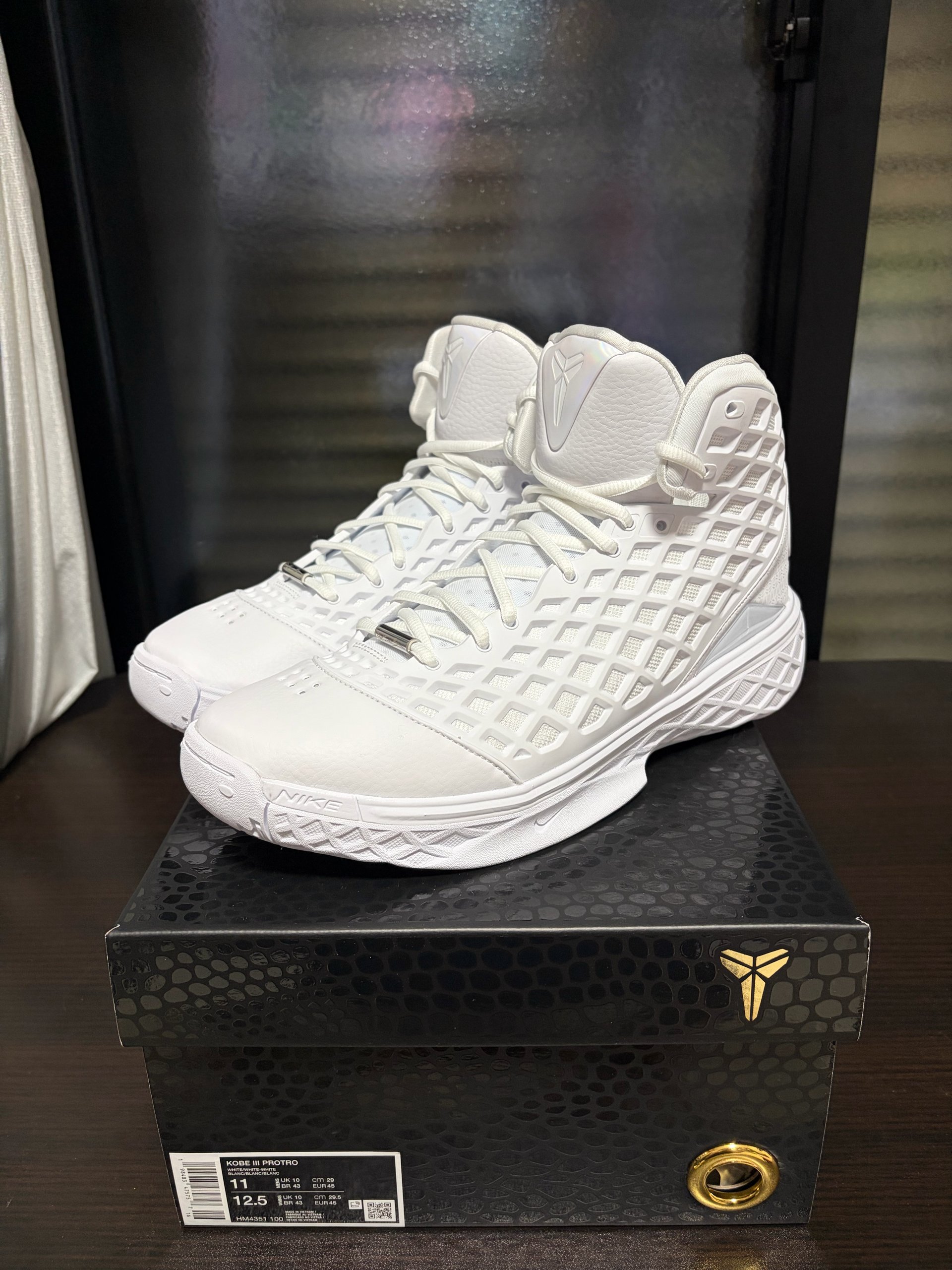 Nike Kobe 3 Protro "Halo" (HM4351-100/HQ9153-100)
