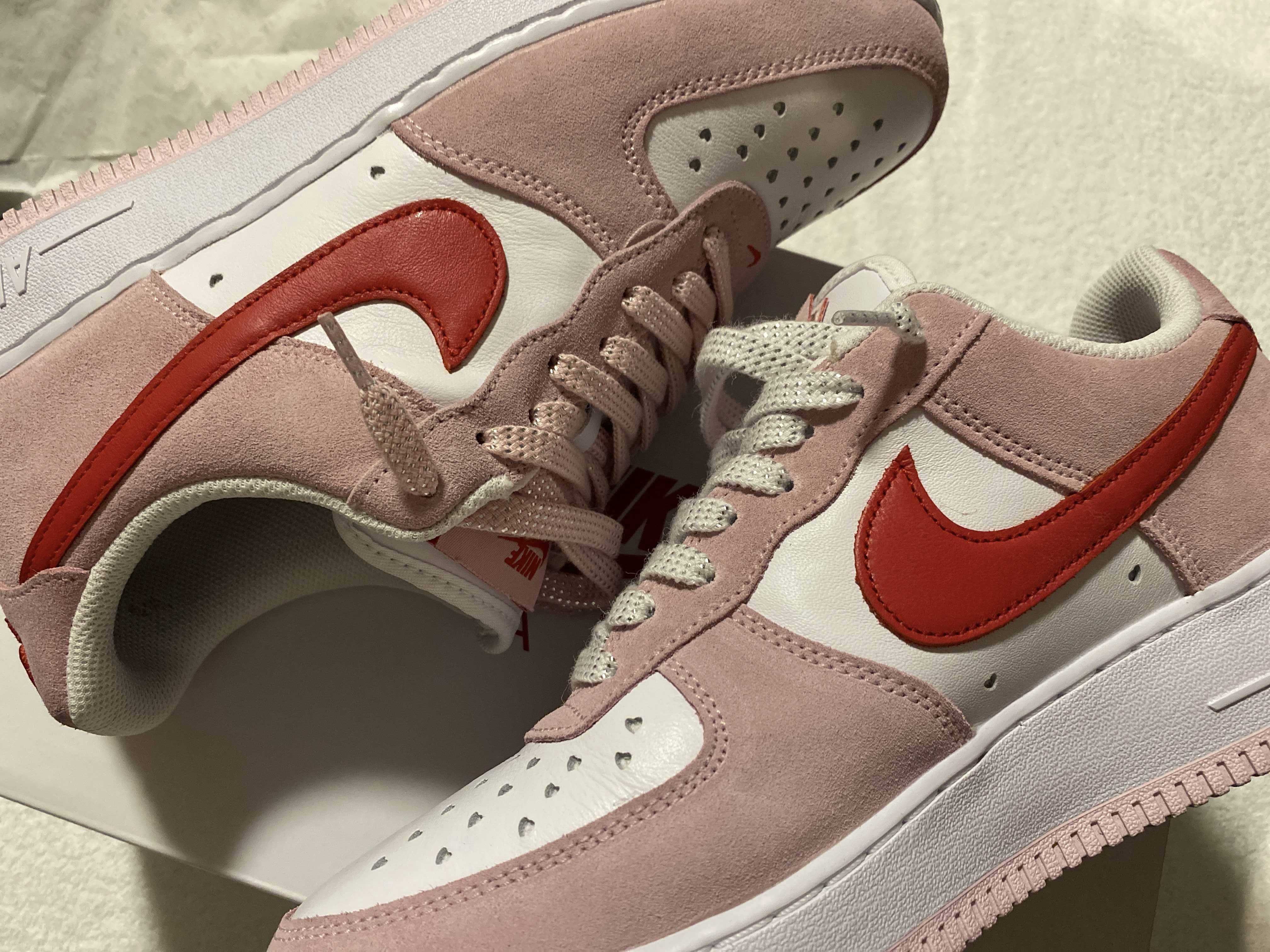 Nike Air Force 1 Low '07 "Valentine's Day"