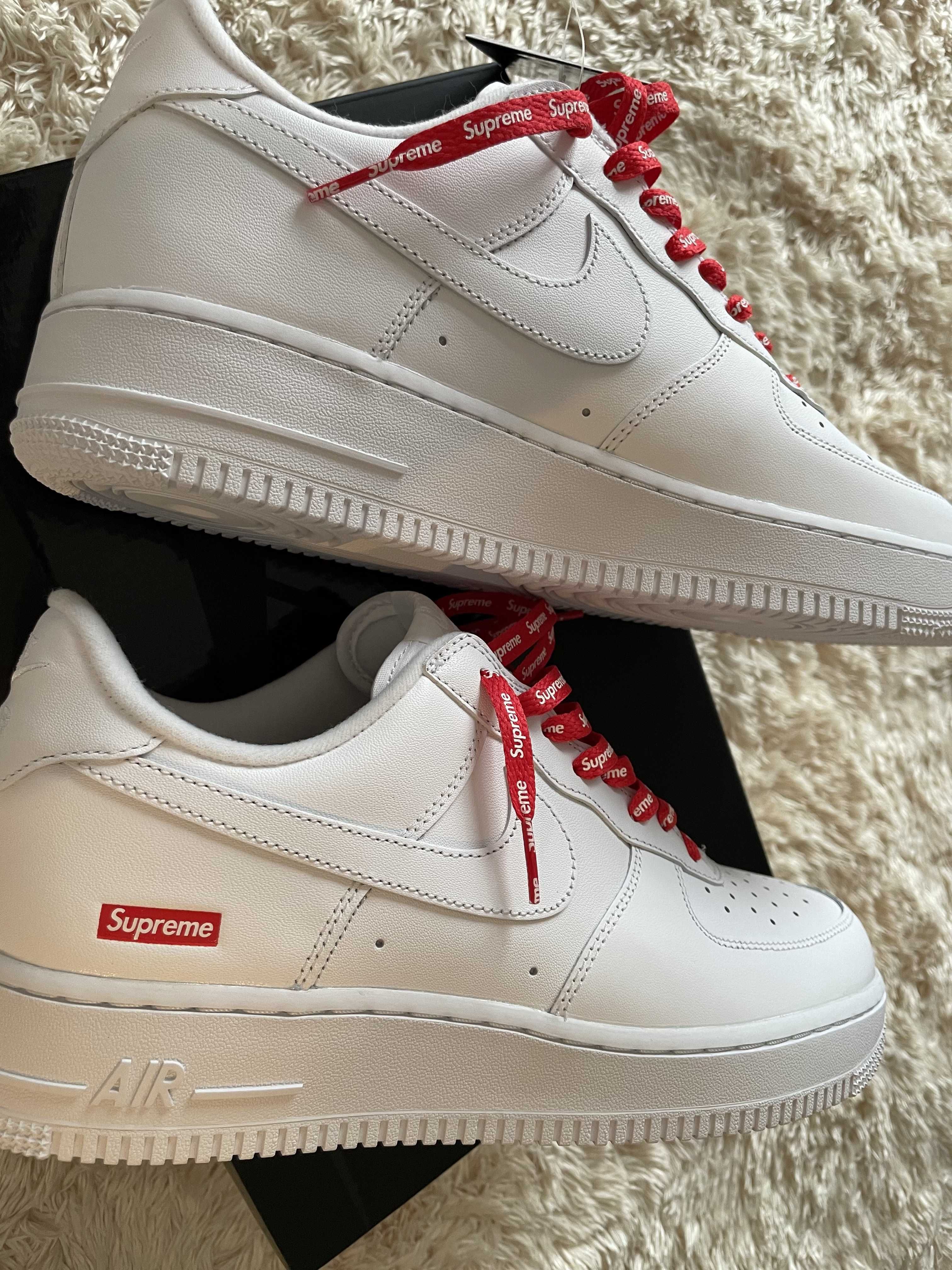 Supreme × Nike Air Force 1 Low "White"