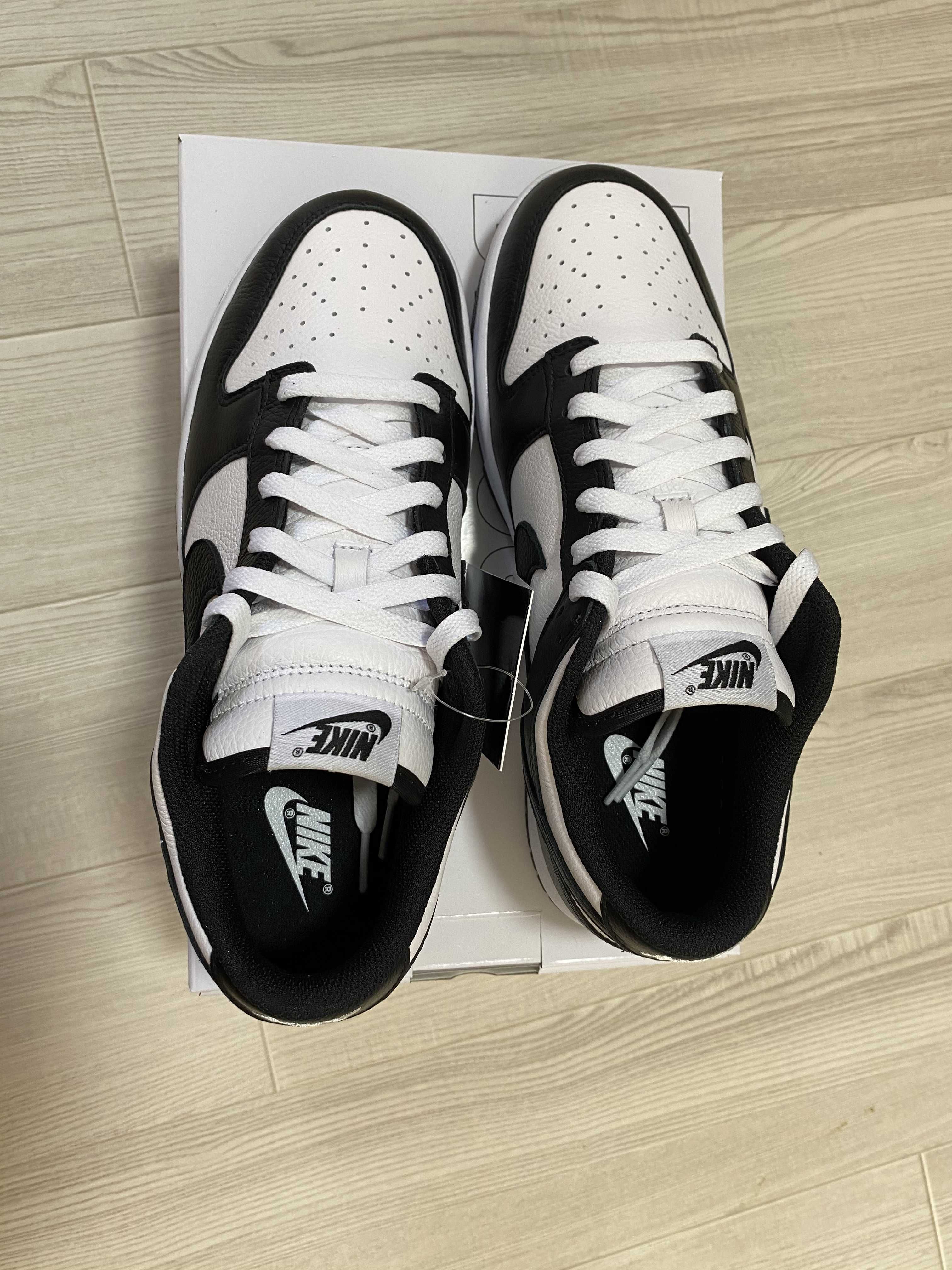 Nike Dunk Low Retro "Panda/White/Black"