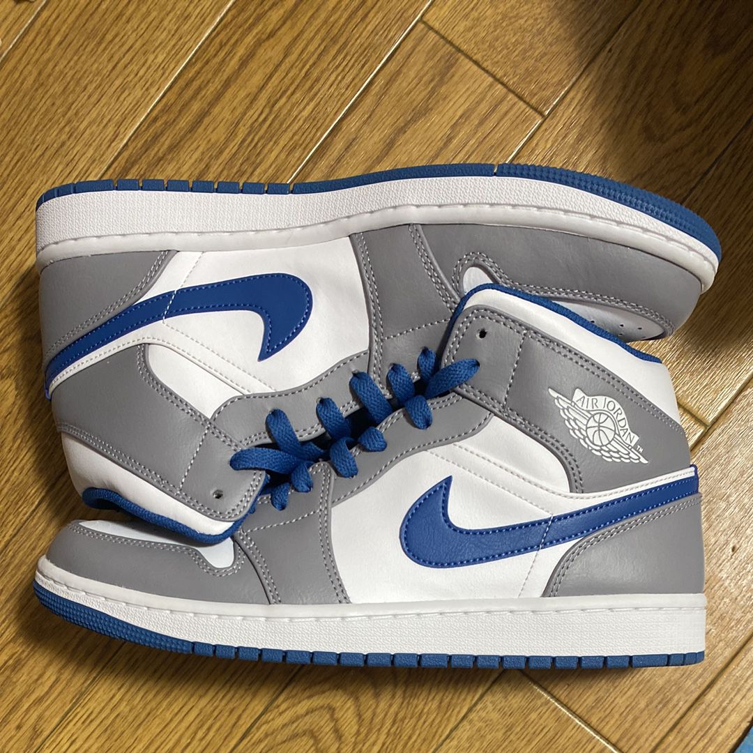 Nike Air Jordan 1 Mid "True Blue"