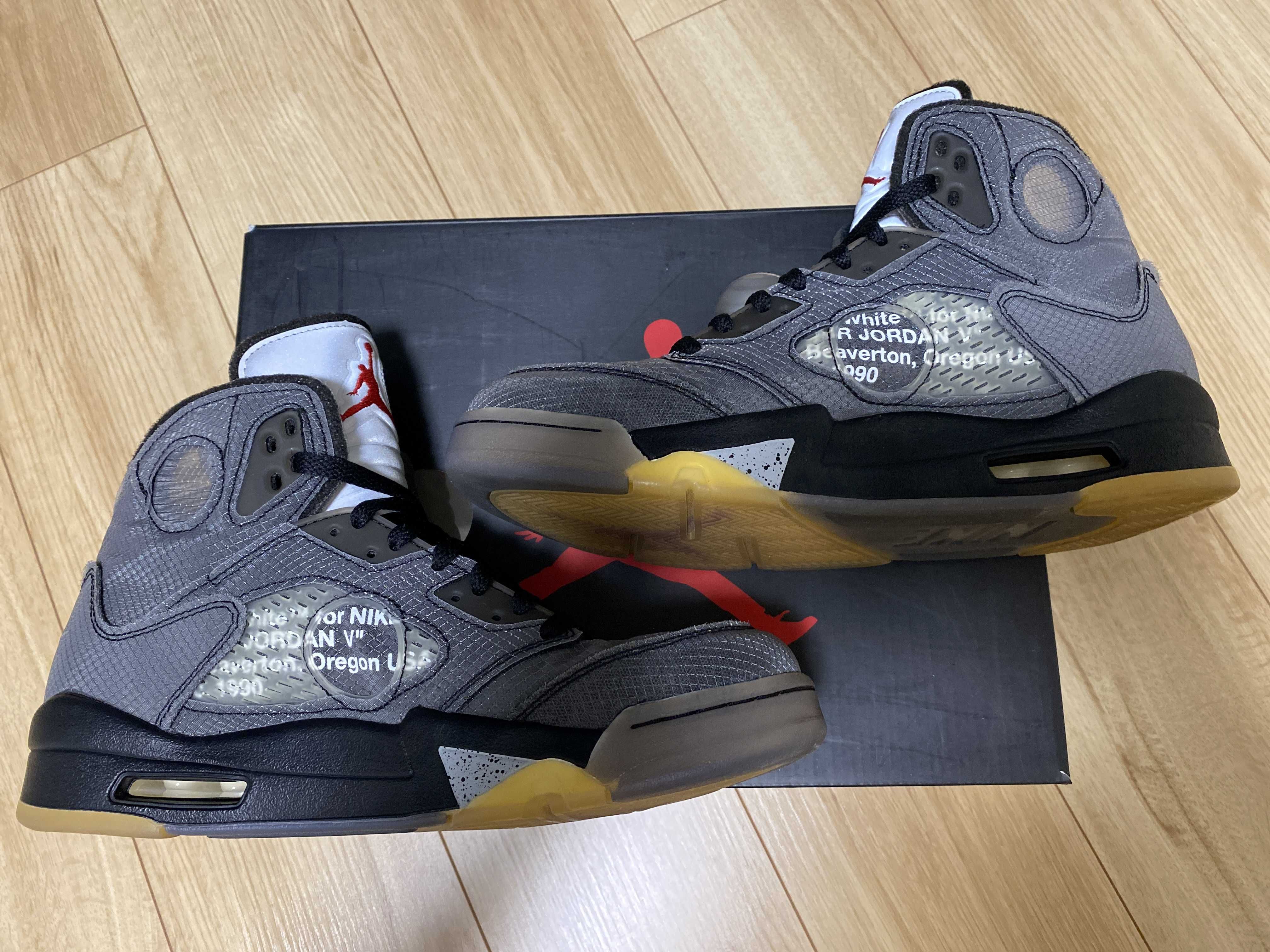 Off-White × Nike Air Jordan 5 "Black/Muslin/Fire Red"