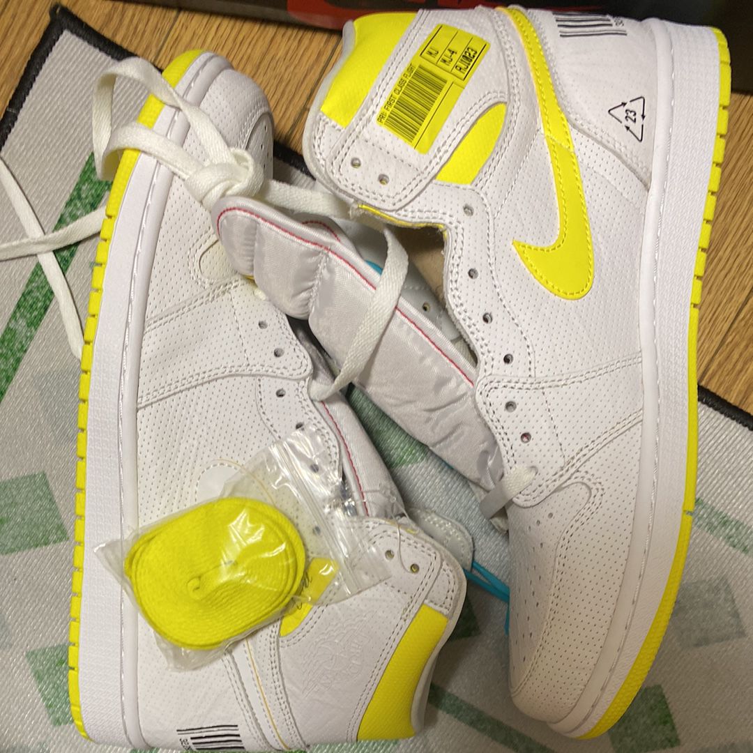 Nike Air Jordan 1 High OG "First Class Flight"