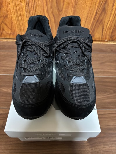 New Balance 992 "Triple Black" (2025/2026)