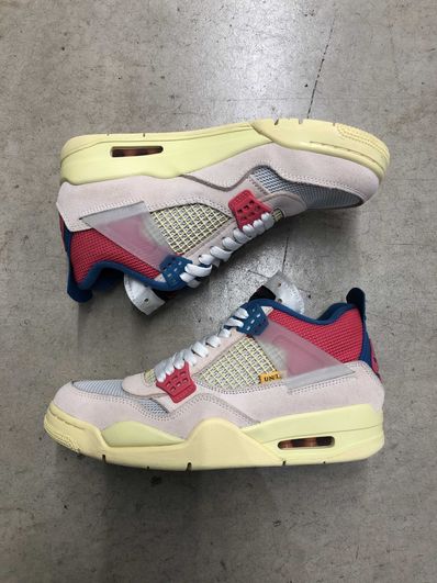 UNION × Nike Air Jordan 4 SP "Guava Ice/Light Fusion Red"