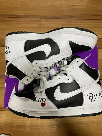 Supreme × Nike SB Dunk High By Any Means "White Black"