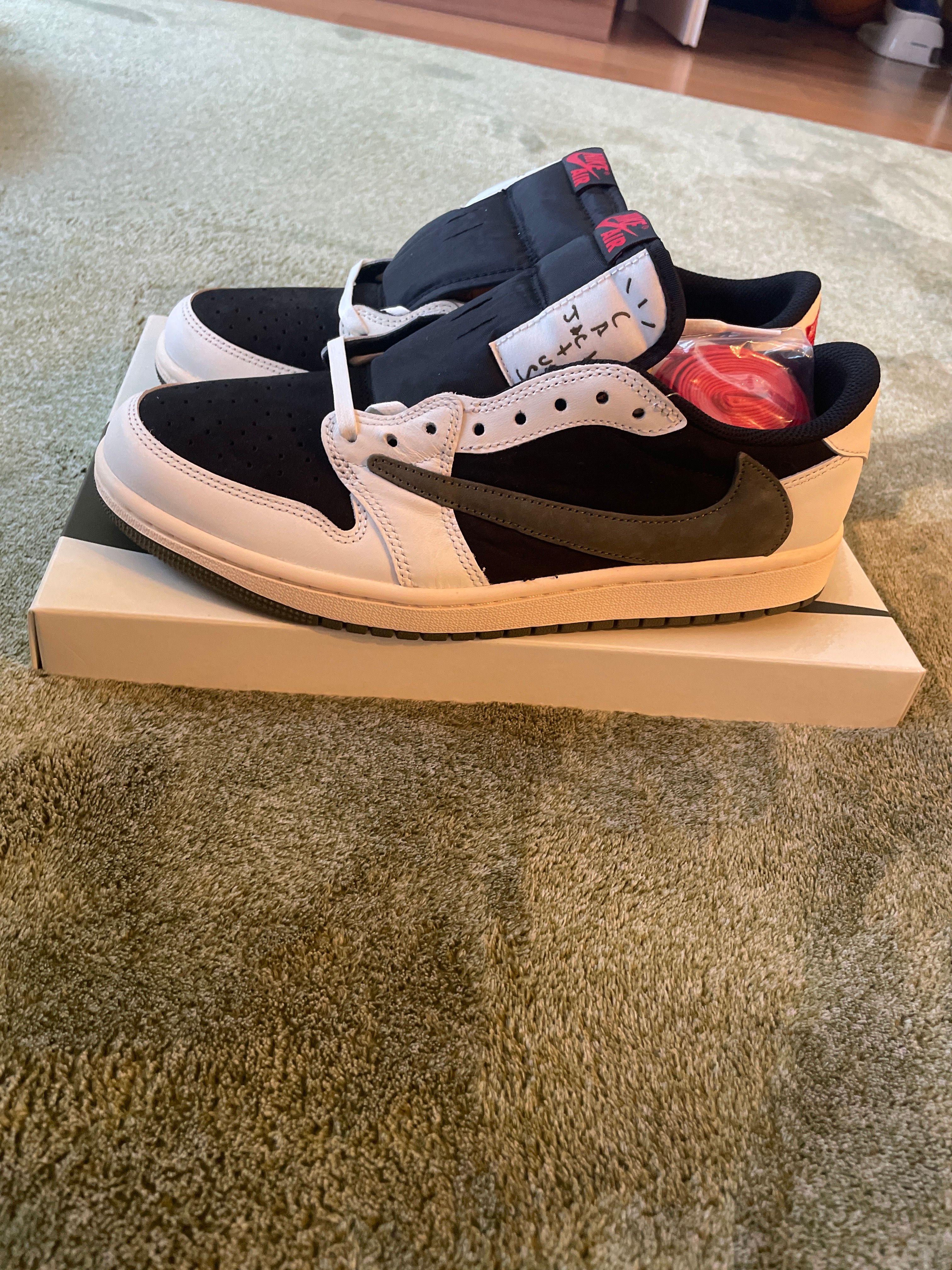 Travis Scott × Nike Women's Air Jordan 1 Low OG "Medium Olive"