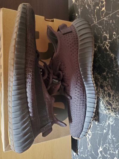 adidas YEEZY Boost 350 V2 "Cinder"
