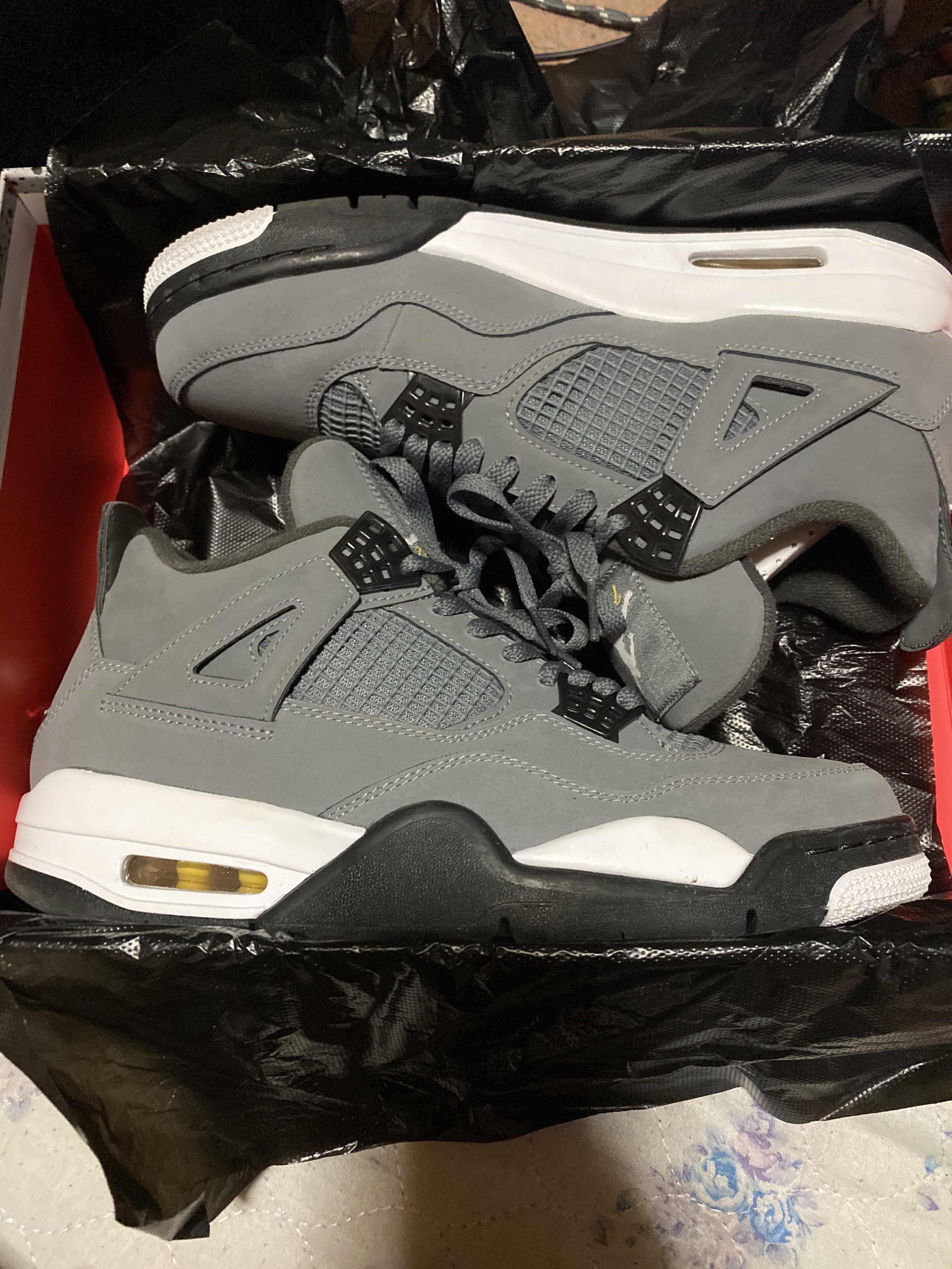 Nike Air Jordan 4 "Cool Grey"