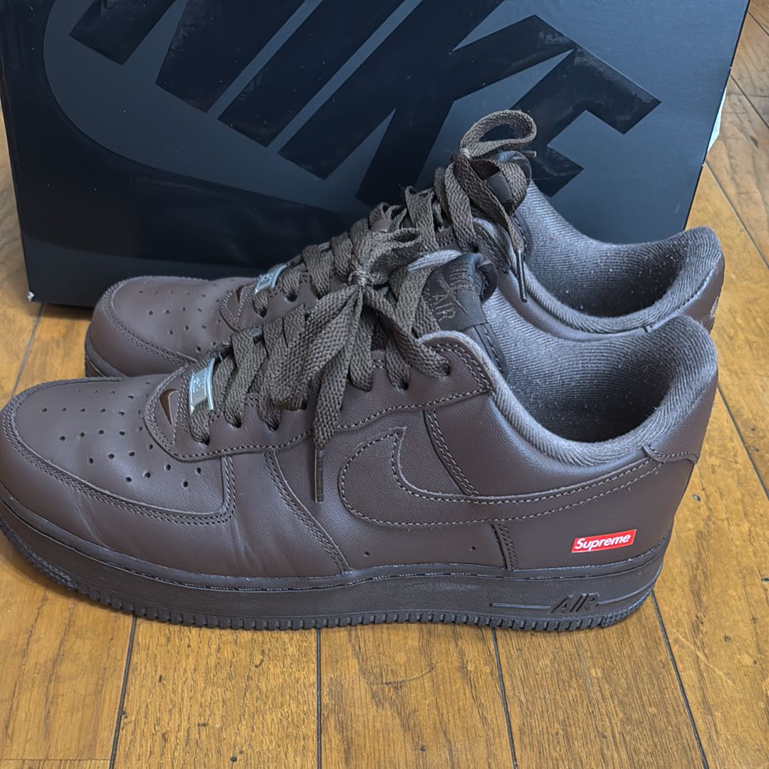 Supreme × Nike Air Force 1 Low "Baroque Brown"