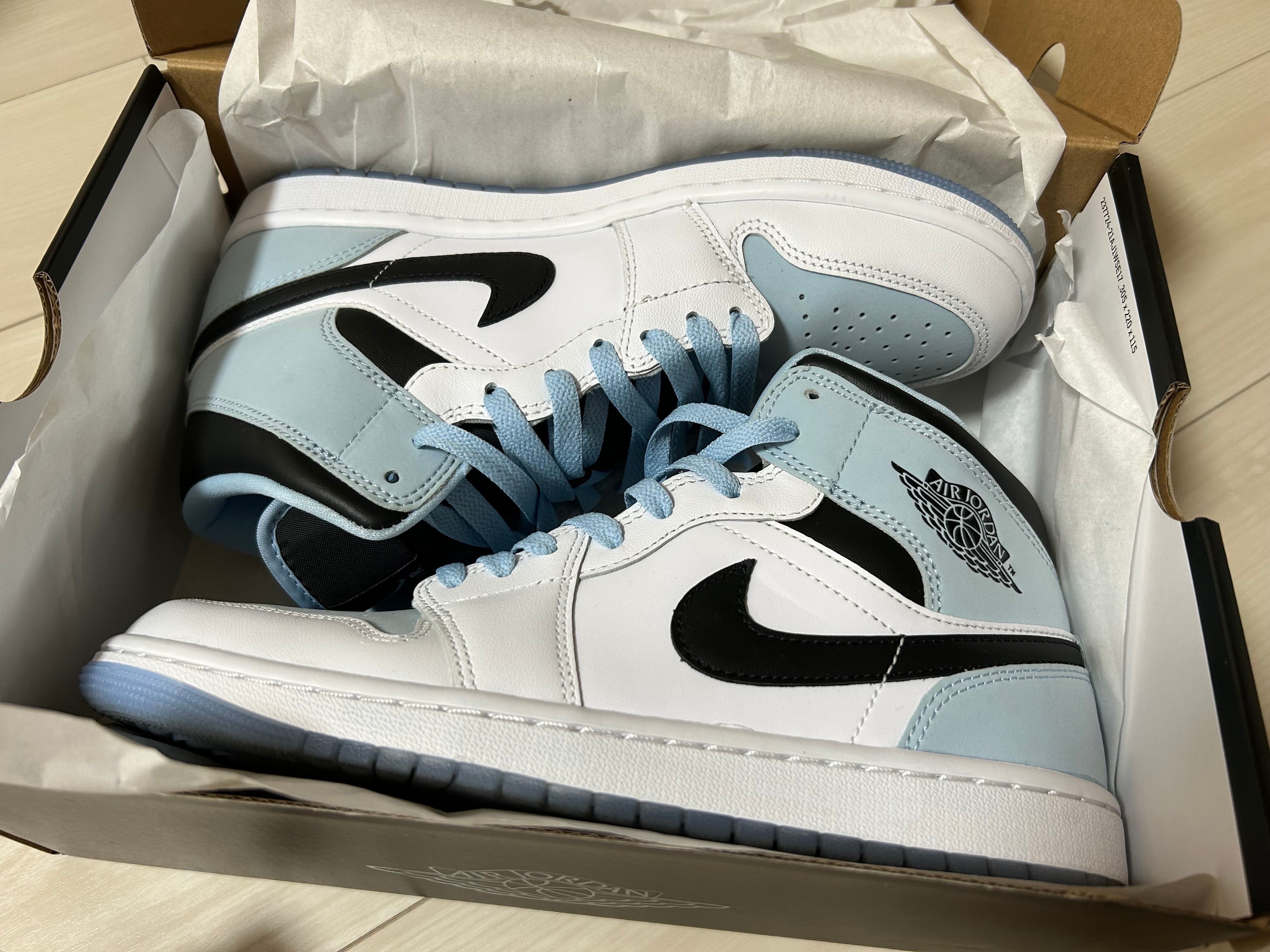 Nike Air Jordan 1 Mid "Ice Blue Nubuck"