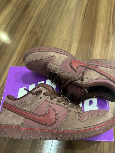 Nike SB Dunk Low PRM City of Love "Burgundy"