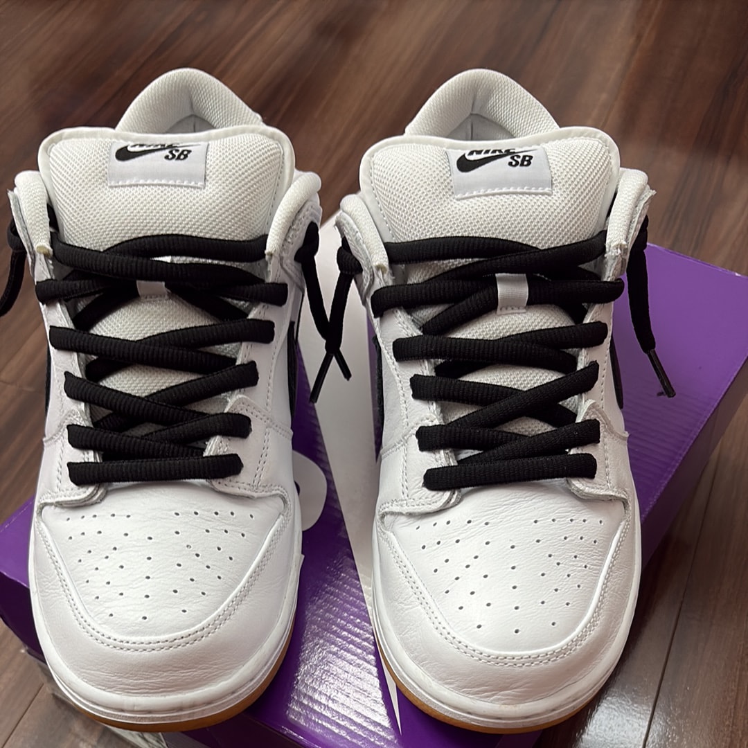 Nike SB Dunk Low Pro "White/Black-White-Gum Light Brown"