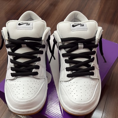 Nike SB Dunk Low Pro "White/Black-White-Gum Light Brown"