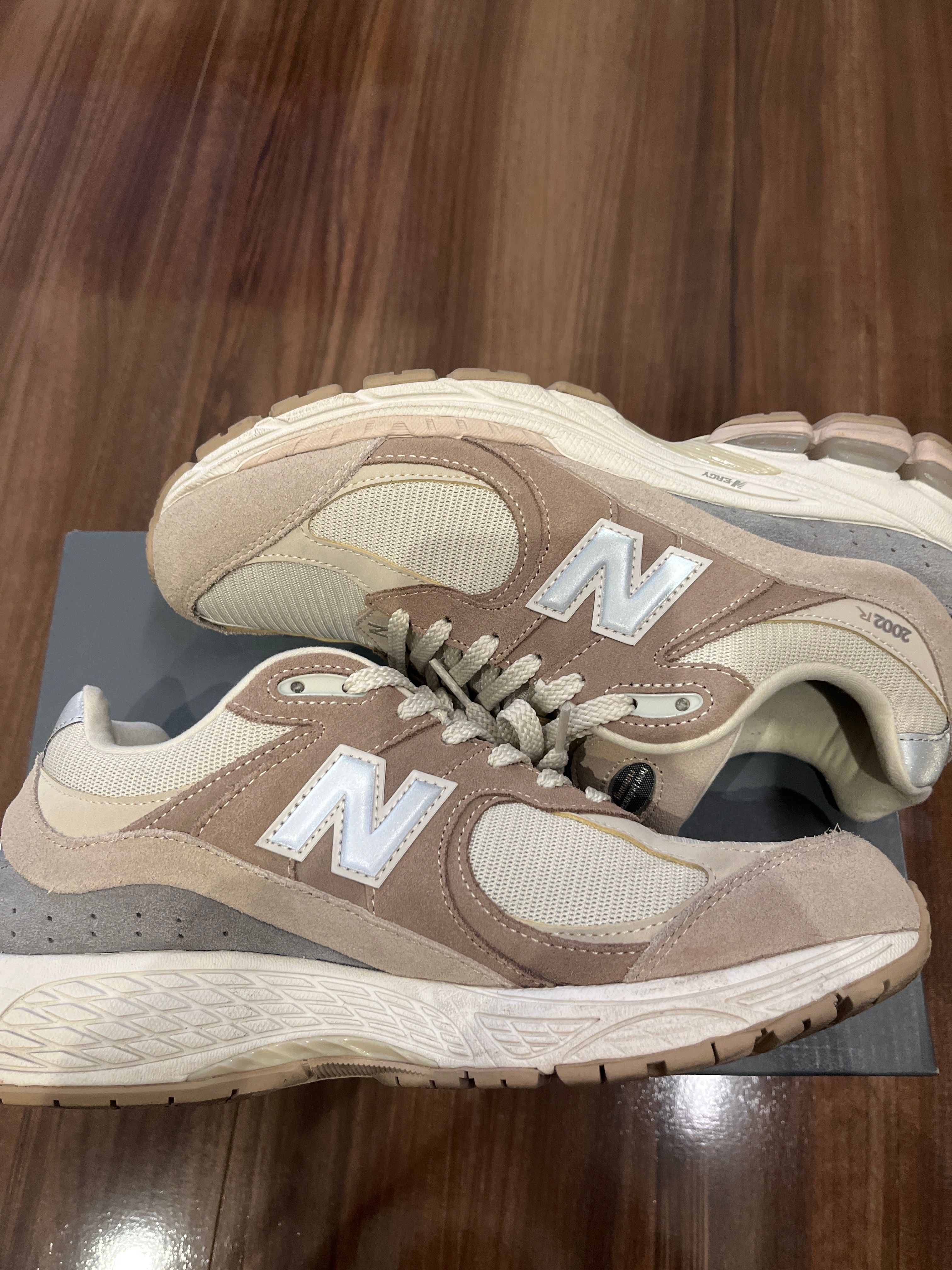 New Balance 2002R "Beige"