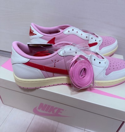 Travis Scott × Nike Air Jordan 1 Retro Low OG "Sail/Tropical Pink"