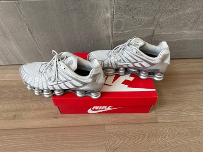Nike Women's Shox TL "Pure Platinum and Metallic Silver"