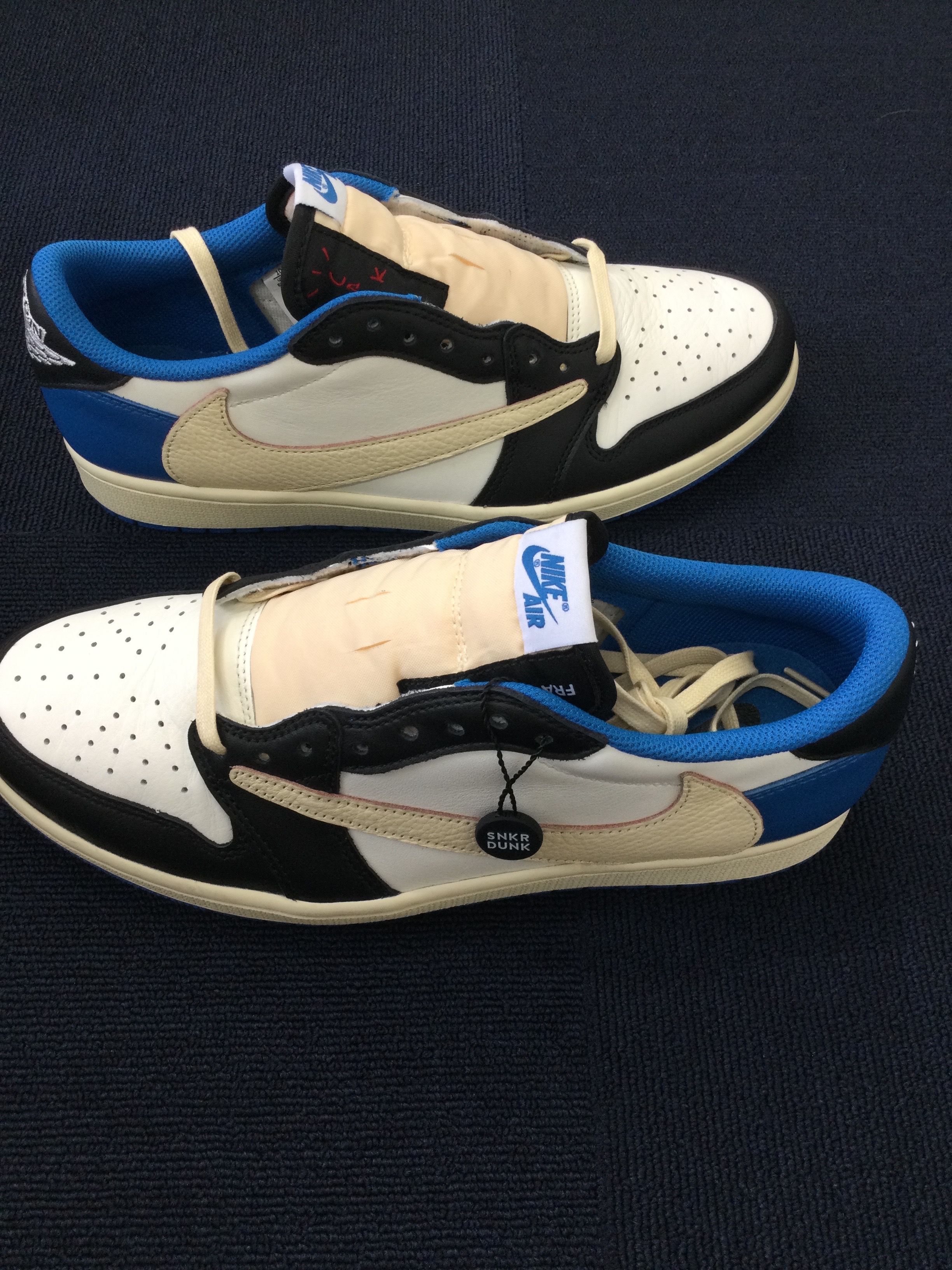 Travis Scott × fragment design × Nike Air Jordan 1 Low OG SP "Military Blue"