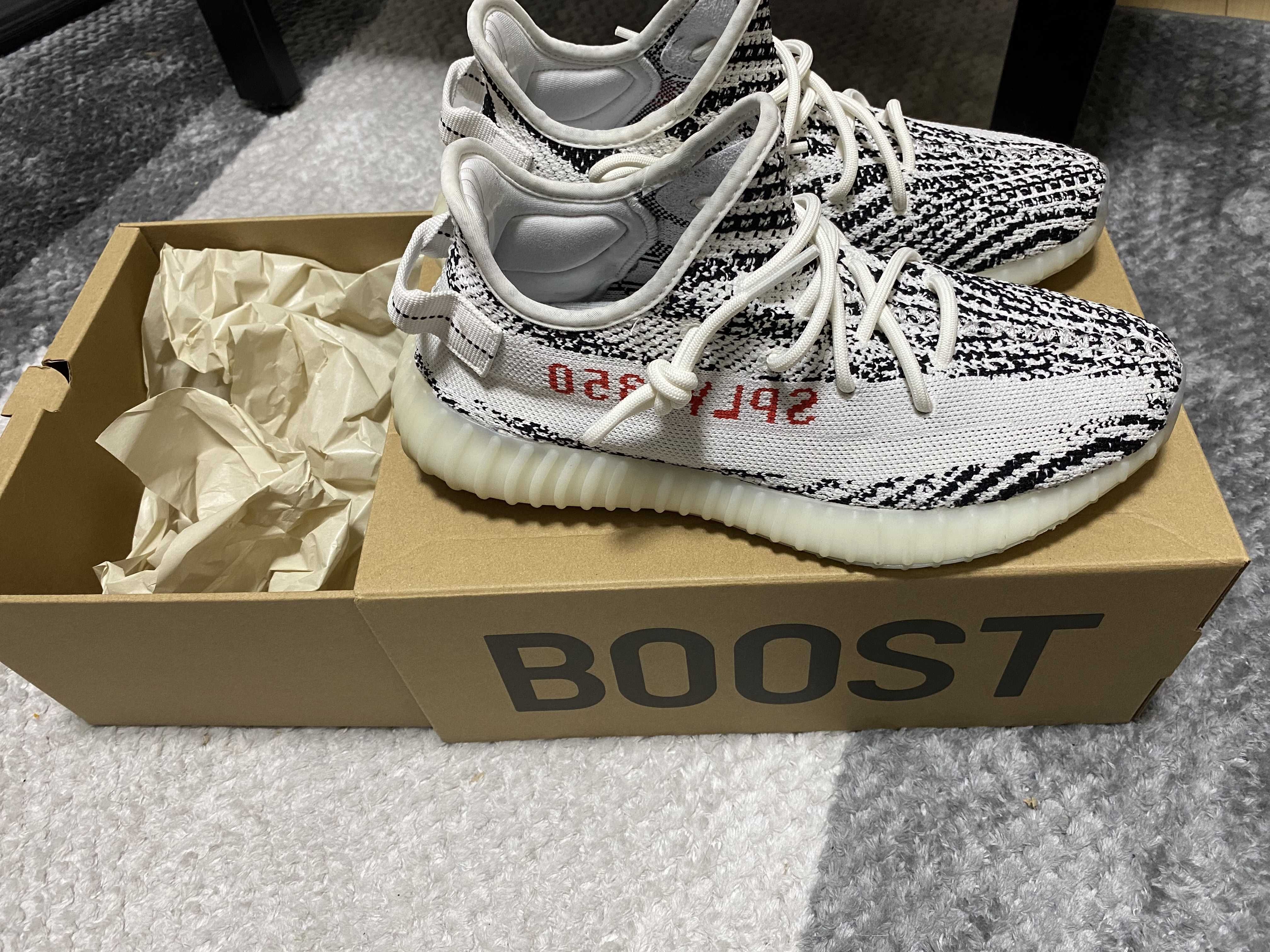 adidas YEEZY Boost 350 V2 "Zebra"