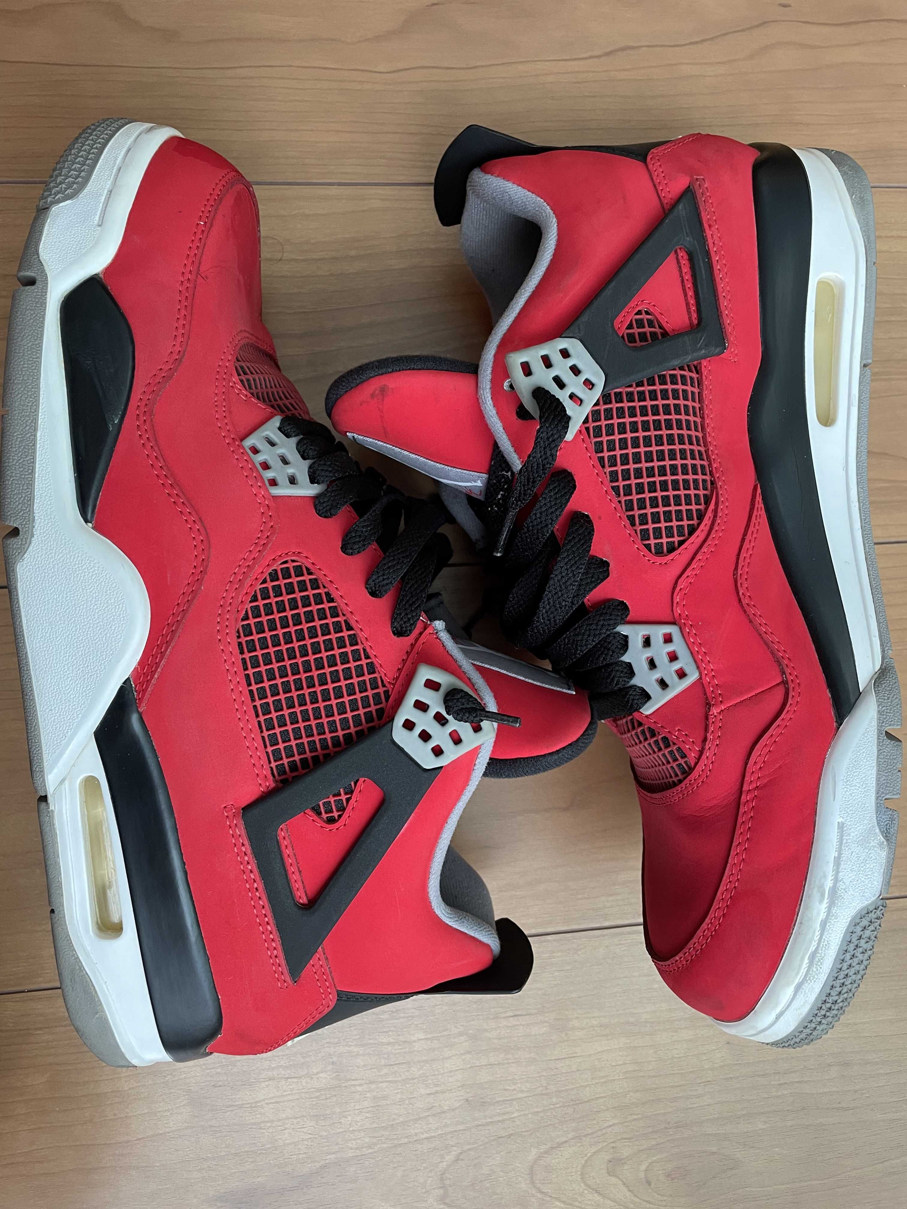 Nike Air Jordan 4 Retro "Toro Bravo"