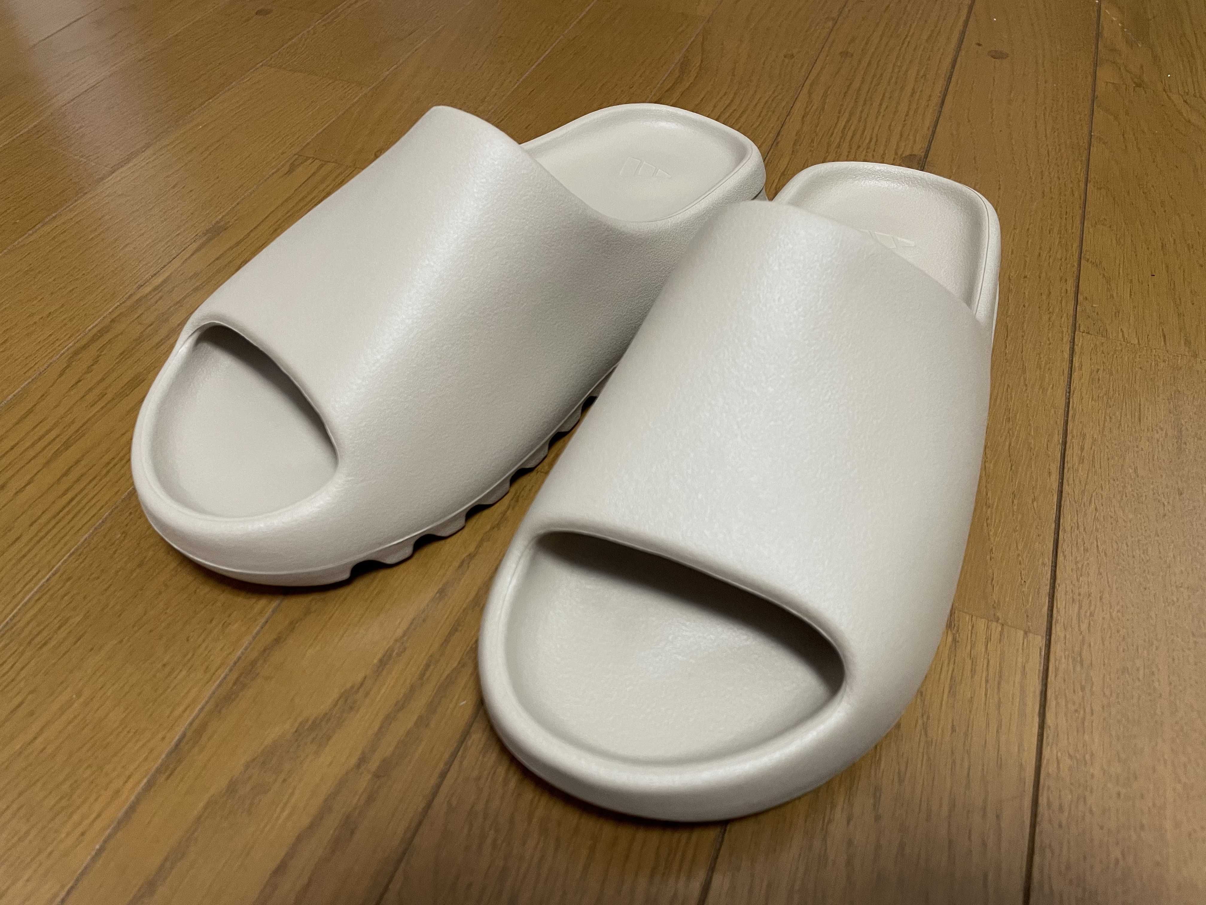 adidas YEEZY Slide "Pure" (GW1934)