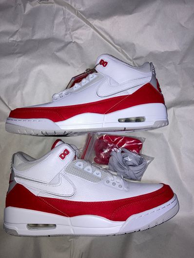 Nike Air Jordan 3 Retro "Tinker White/University Red"