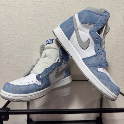 Nike Air Jordan 1 High OG "Hyper Royal"