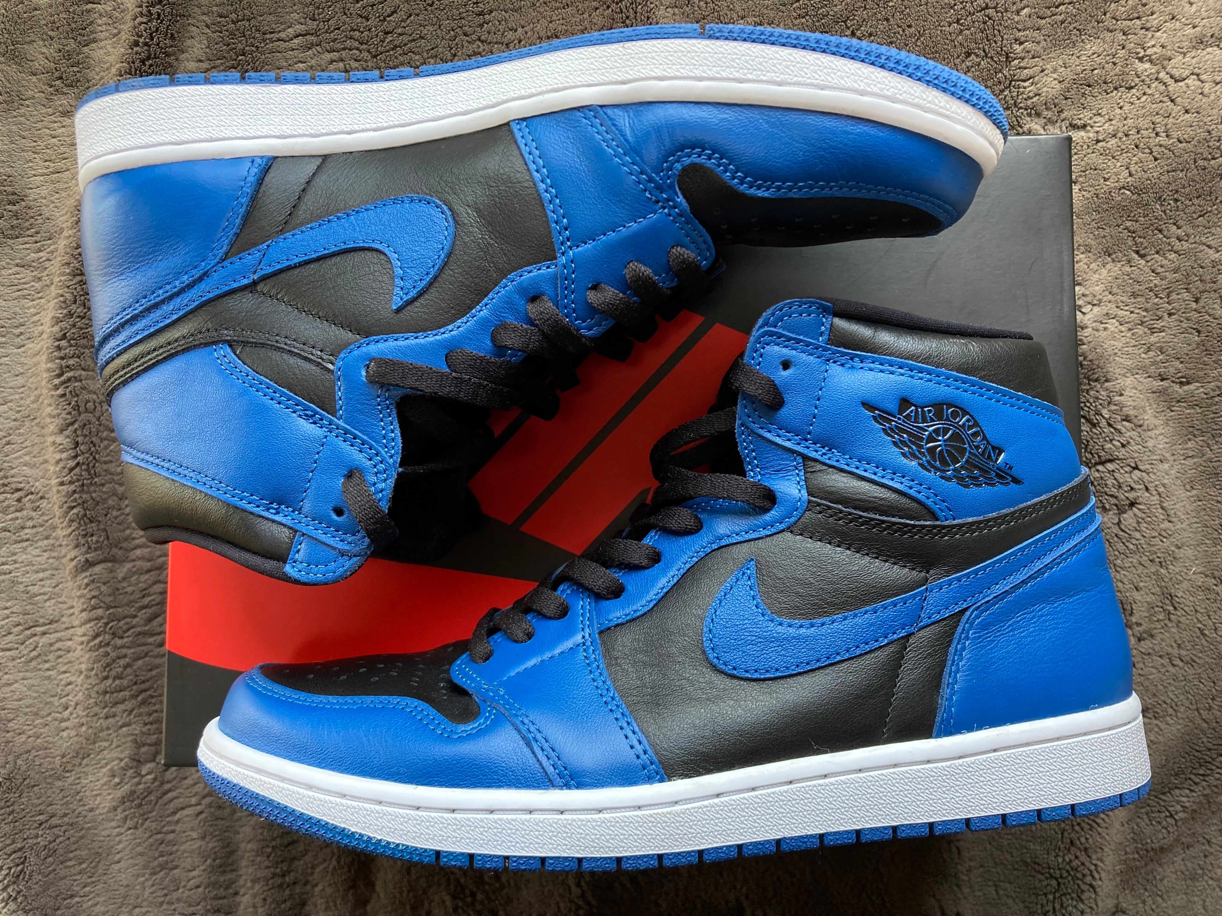 Nike Air Jordan 1 Retro High OG "Dark Marina Blue"