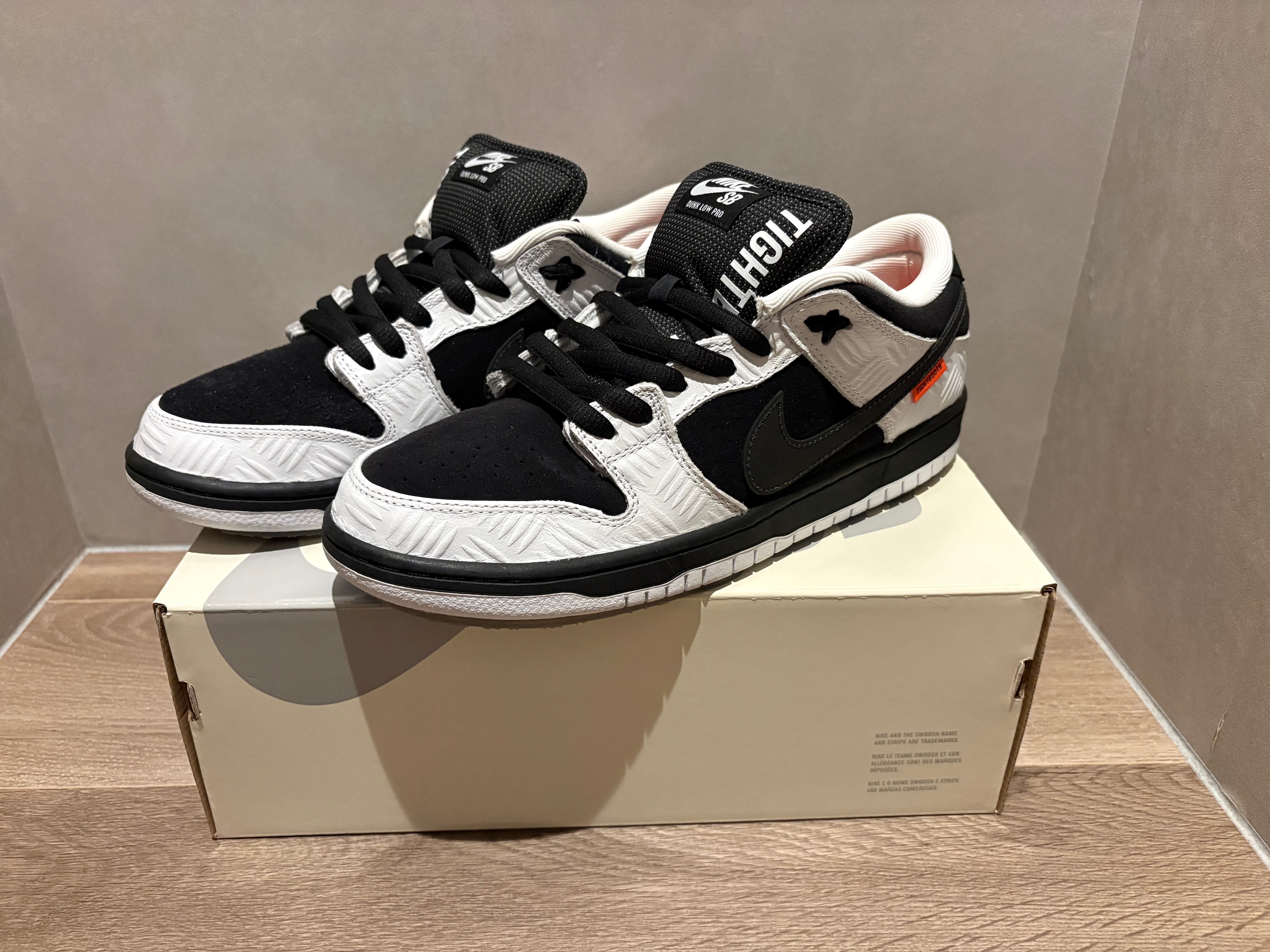 TIGHTBOOTH × Nike SB Dunk Low Pro QS "Black and White"