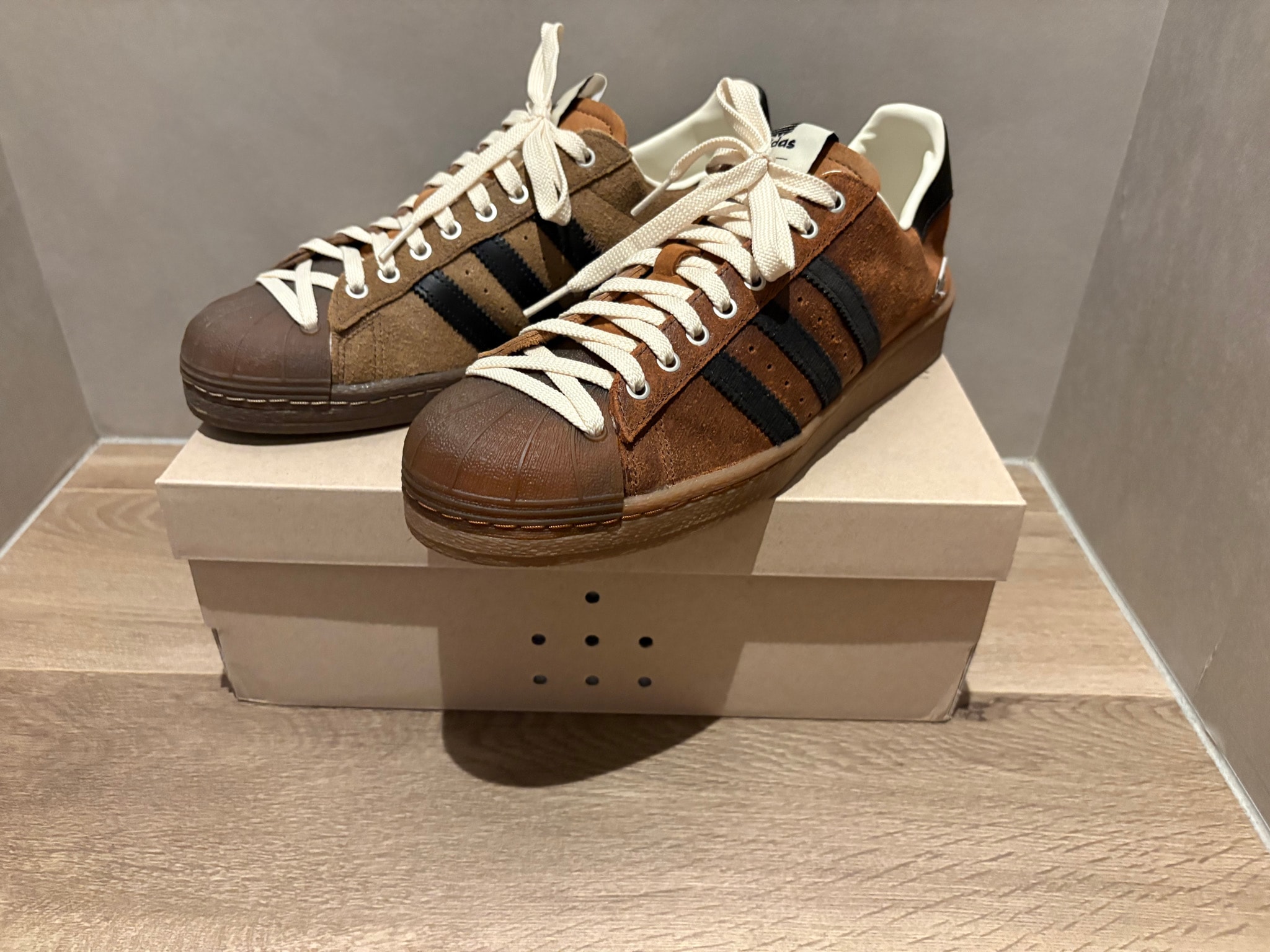 Song for the Mute × adidas Superstar 82 "Supplier Colour/Core Black/Cream White"