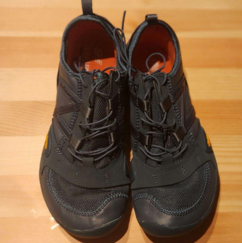 イッセイミヤケ × ニューバランス MT10O "ブルーグリーン"