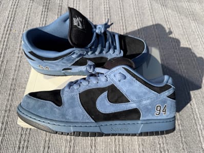 Supreme × Nike SB Dunk Low "Ocean Fog" (North America Exclusive) (25FW Week2)