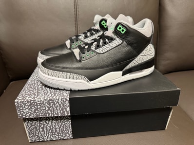 Nike Air Jordan 3 Retro "Green Glow"
