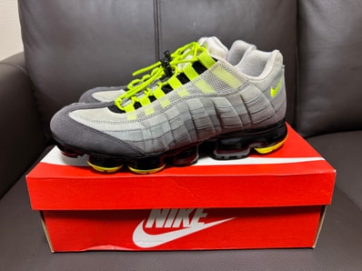 Nike Air Vapormax 95 "Neon"