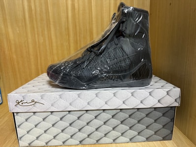 Nike Kobe 9 Elite Black Mamba Collection "Fade to Black"