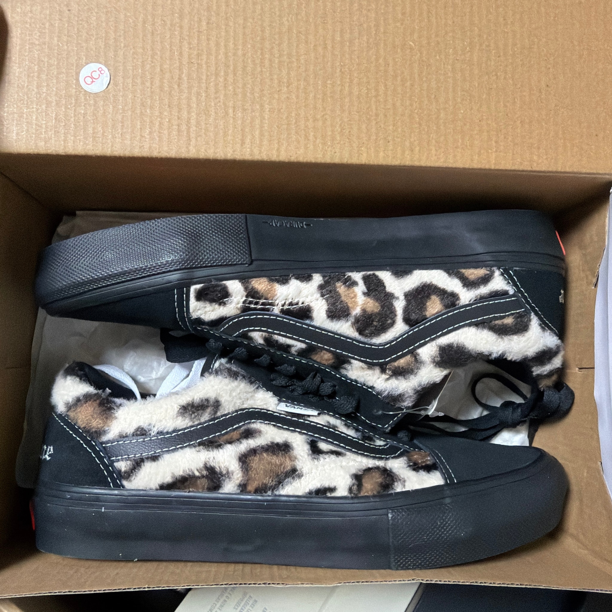 Supreme × Vans Leopard Old Skool "Black"