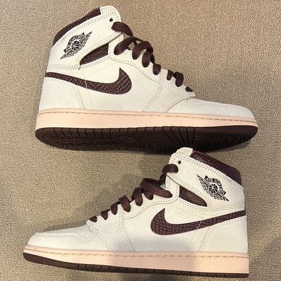 A Ma Maniere × Nike Air Jordan 1 Retro High OG "Sail and Burgundy"