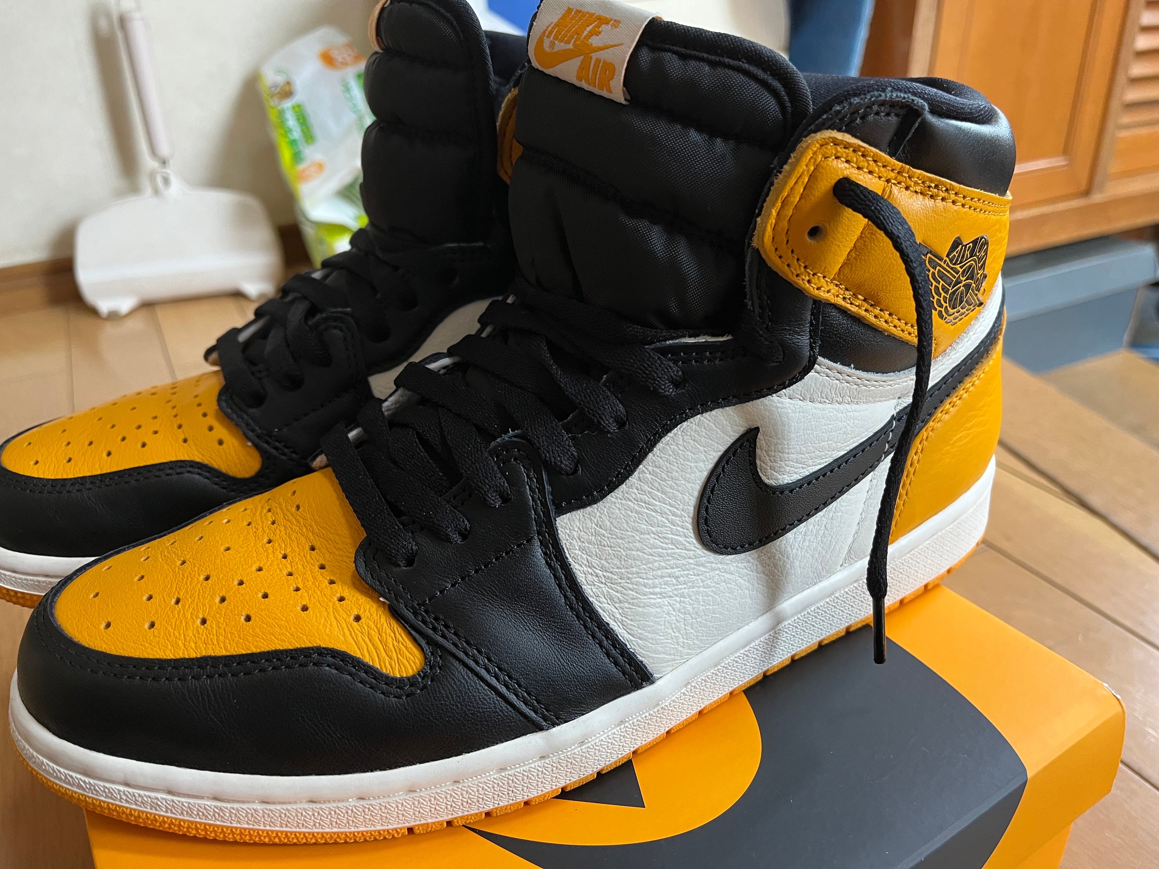 Nike Air Jordan 1 Retro High OG "Taxi"