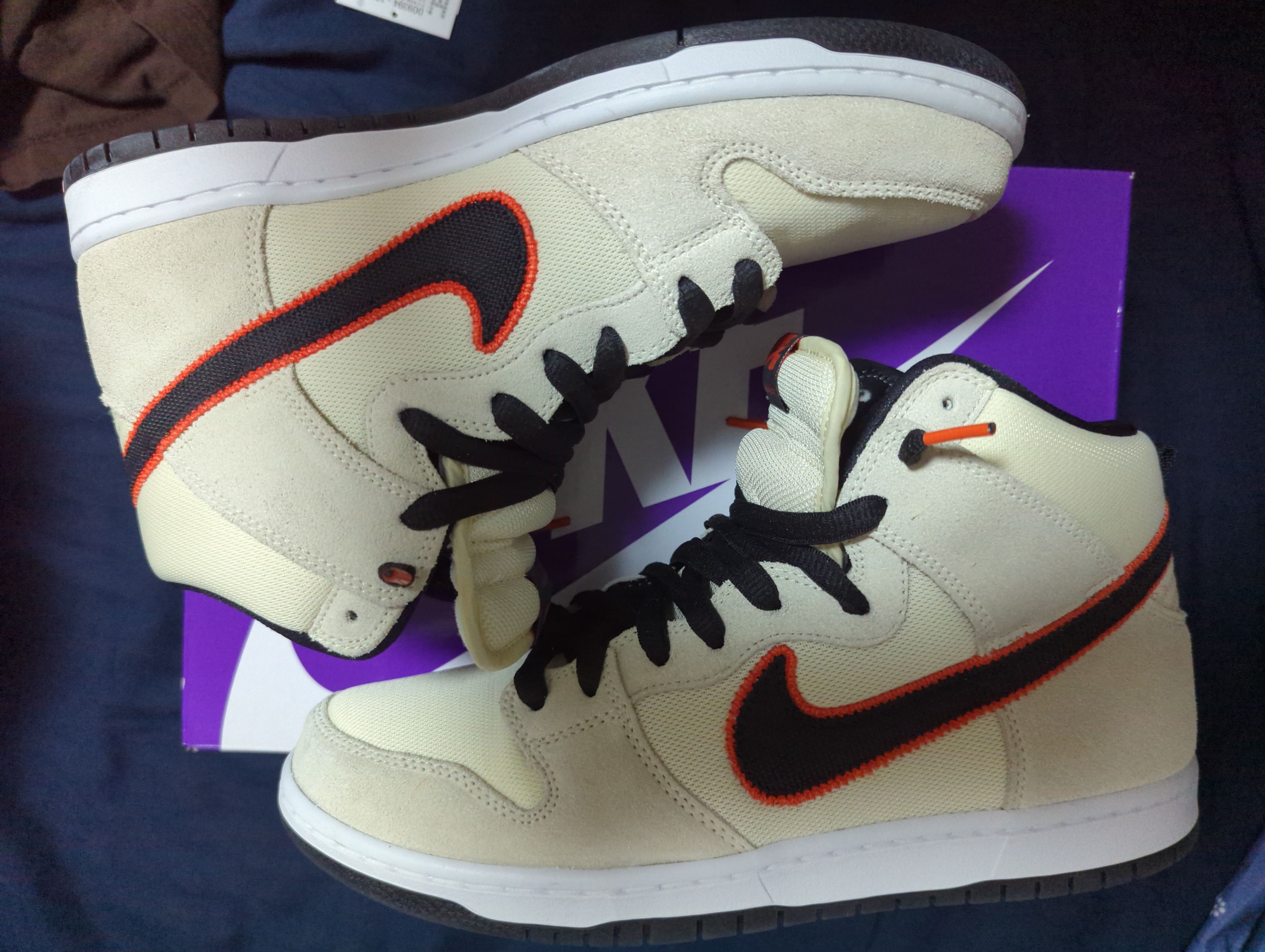 Nike SB Dunk High "San Francisco Giants/Coconut Milk and Black"