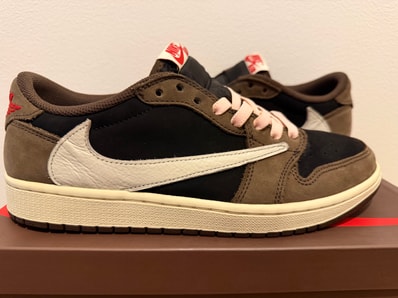 Travis Scott × Nike Air Jordan 1 Low OG SP-T "Black/Dark Mocha"