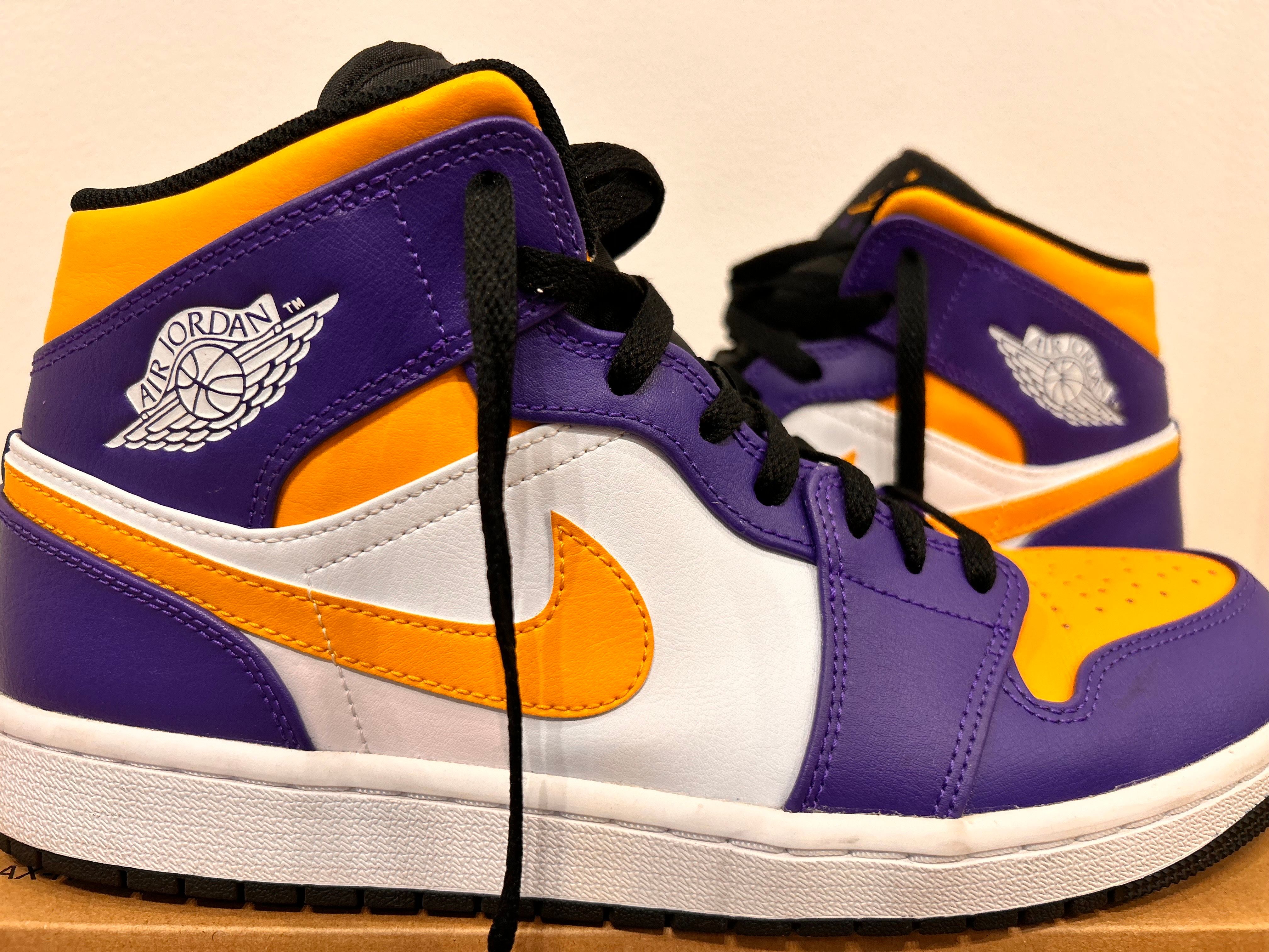 Nike Air Jordan 1 Mid "Lakers"