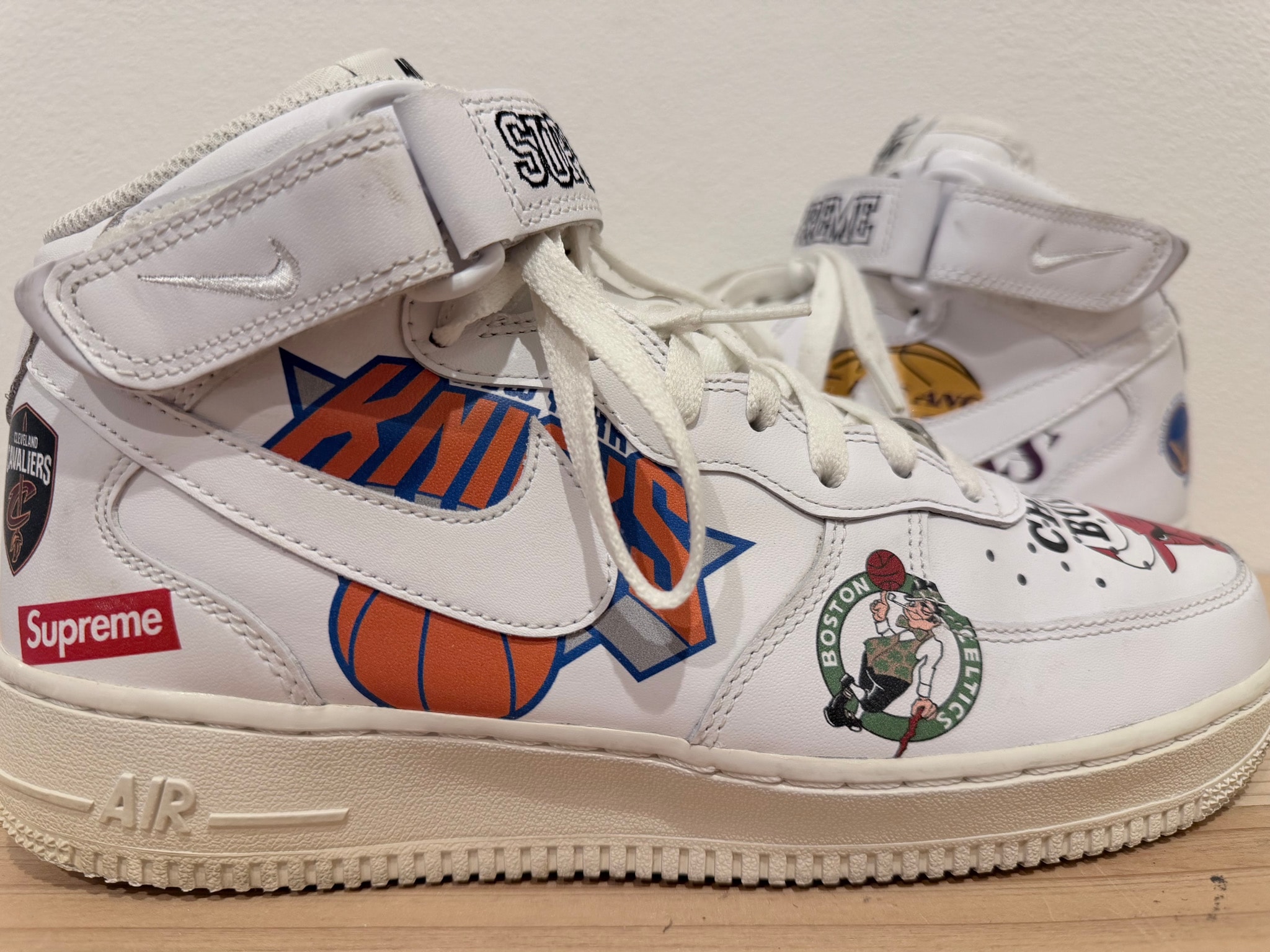 Supreme × NBA × Nike Air Force 1 Mid '07 "White"