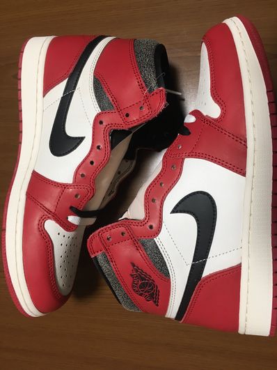 Nike Air Jordan 1 High OG "Lost & Found/Chicago"