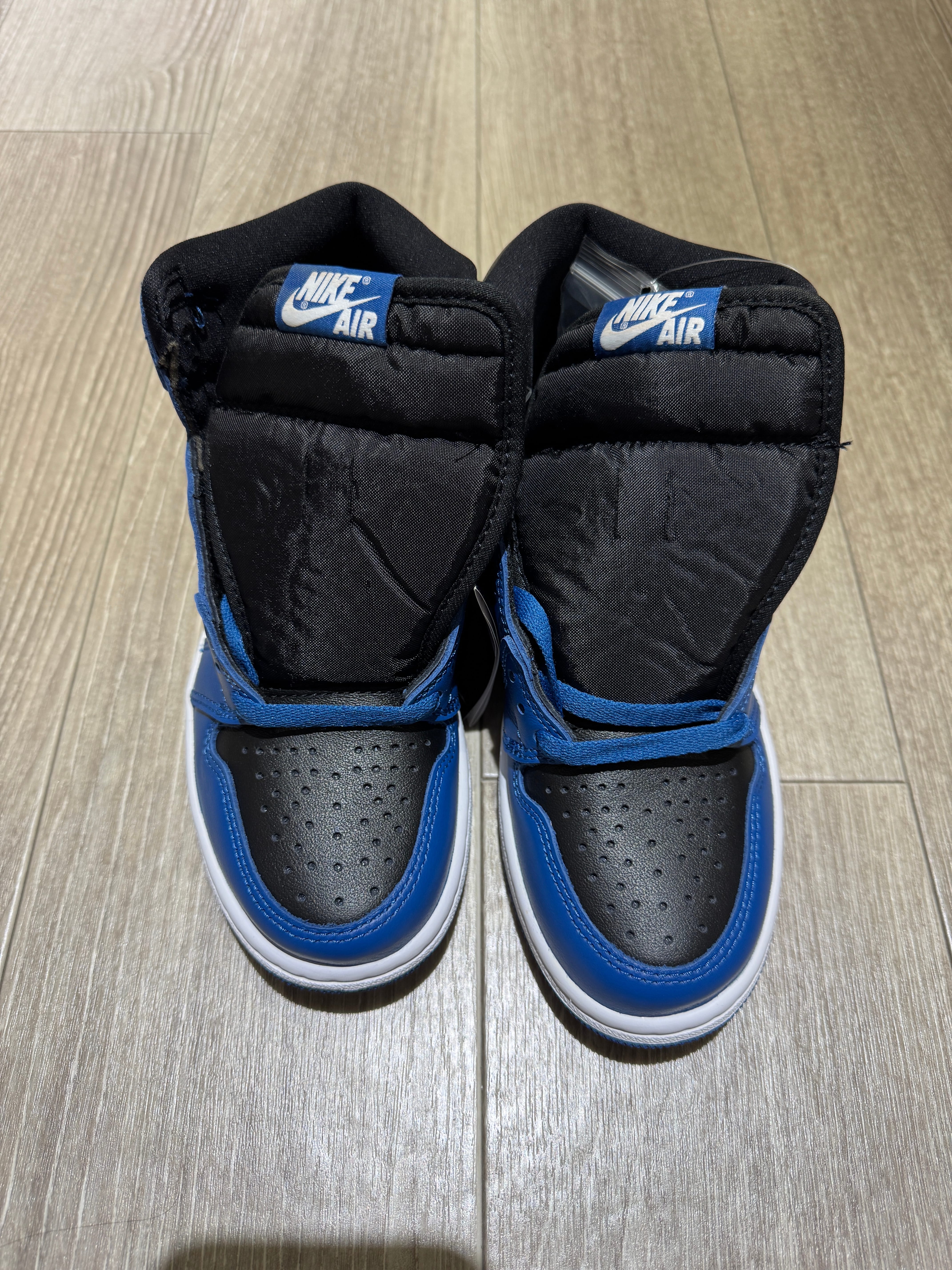 Nike Air Jordan 1 Retro High OG "Dark Marina Blue"