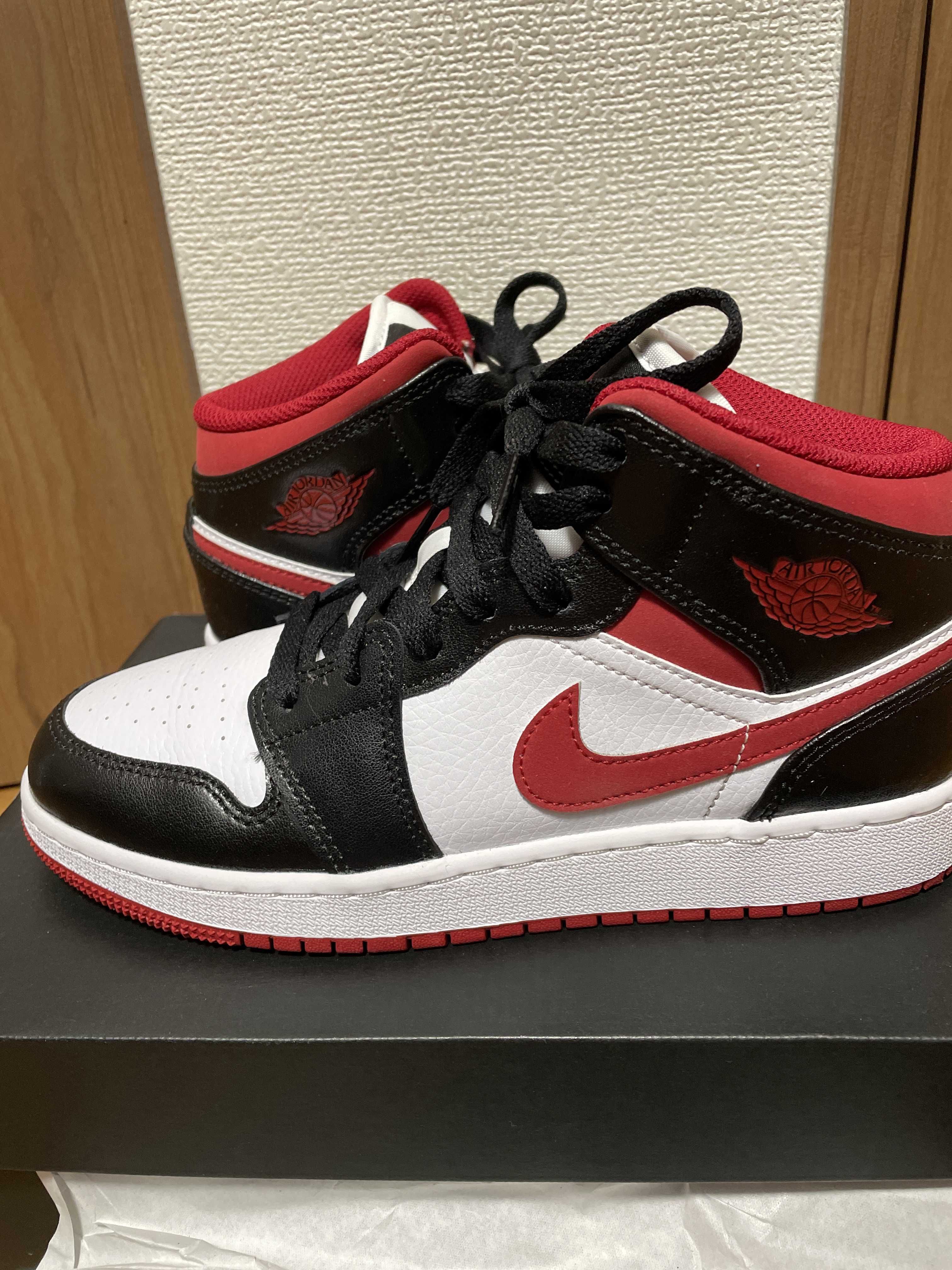 NIKE GS AIR JORDAN 1 MID "WHITE/GYM RED/BLACK"