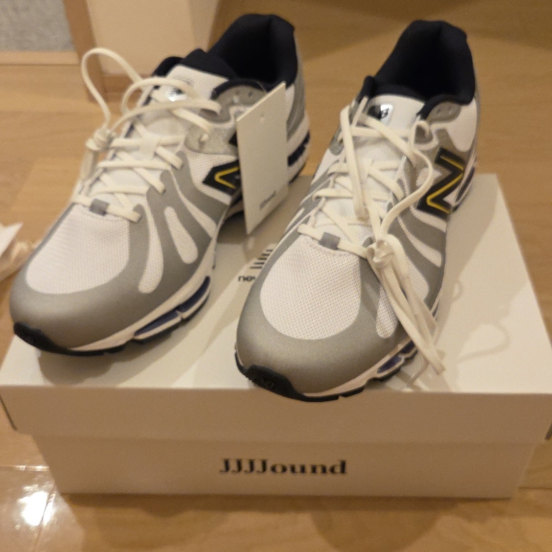 チャレンジャー × ニューバランス ヌメリック 440V2 