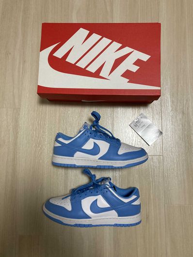 Nike Dunk Low "University Blue"